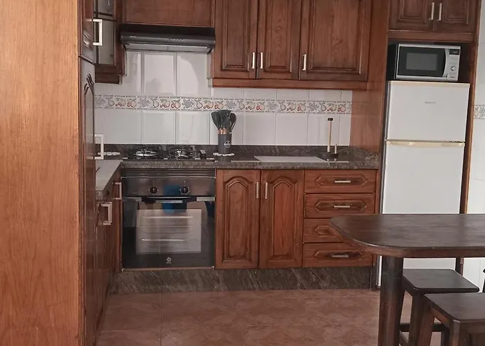 Casa Mari Апартаменты Ла-Рестинга